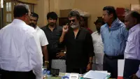 Backdrop to the movie "Kaala" #537391