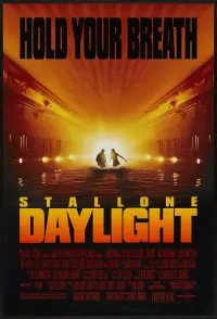 Poster to the movie "Daylight" #304482