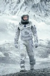 Poster to the movie "Interstellar" #653705