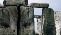 Backdrop to the movie "Stonehenge: Decoded" #703218