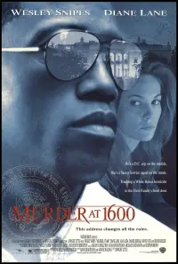 Poster to the movie "Murder at 1600" #129593