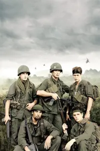 Poster to the movie "Platoon" #679642