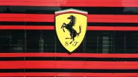 Backdrop to the movie "Ferrari, un hiver à Maranello" #404138