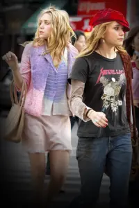 Poster to the movie "New York Minute" #297600