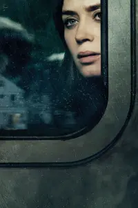 Poster to the movie "The Girl on the Train" #454601