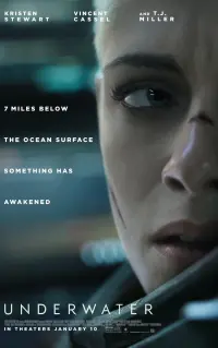 Poster to the movie "Underwater" #88121