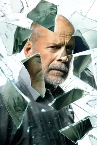 Poster to the movie "Unbreakable" #678773