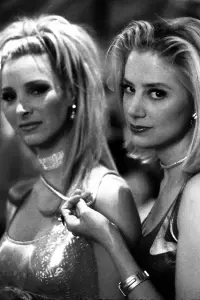 Poster to the movie "Romy and Michele