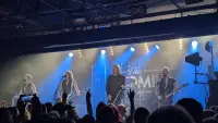 Backdrop to the movie "Def Leppard- Live at The Leadmill" #600672