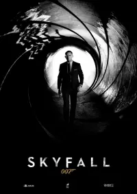 Poster to the movie "Skyfall" #42740