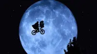 Backdrop to the movie "E.T. the Extra-Terrestrial" #210486