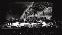 Backdrop to the movie "The Cure - Show Of A Lost World Live At Troxy, London" #635364