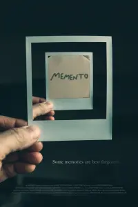 Poster to the movie "Memento" #32873