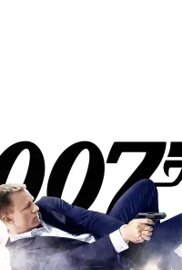 Poster to the movie "Skyfall" #230759