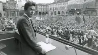 Backdrop to the movie "Prima della fine - Gli ultimi giorni di Enrico Berlinguer" #507866