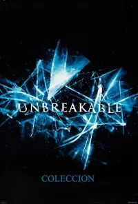 Poster to the movie "Unbreakable" #237268