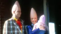 Backdrop to the movie "Coneheads" #477192