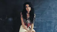 Backdrop to the movie "Classic Albums: Amy Winehouse - Back to Black" #451350