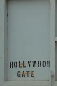 Poster to the movie "Hollywoodgate" #510666