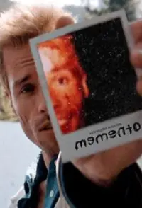 Poster to the movie "Memento" #32874