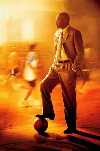 Poster to the movie "Coach Carter" #169672