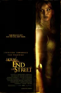 Poster to the movie "House at the End of the Street" #119409