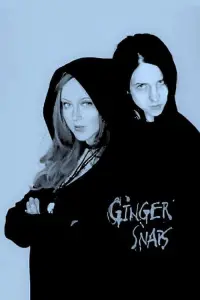 Poster to the movie "Ginger Snaps" #637458