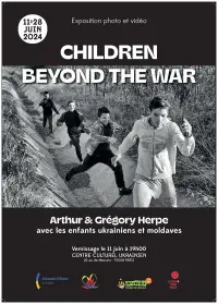 Poster to the movie "Children beyond the war" #509278