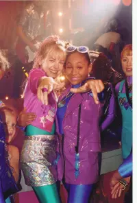 Poster to the movie "Zenon: Girl of the 21st Century" #593557