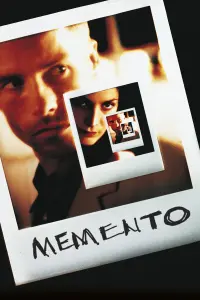 Poster to the movie "Memento" #32843