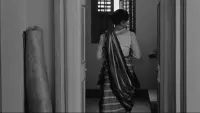 Backdrop to the movie "Charulata" #601548