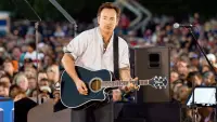 Backdrop to the movie "Bruce Springsteen, le chanteur qui murmurait à l