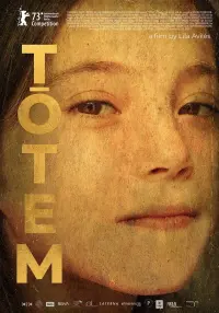 Poster to the movie "Tótem" #192570