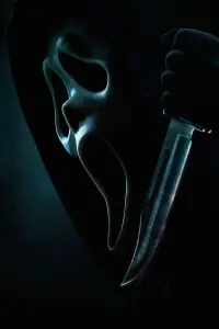 Poster to the movie "Scream" #270733