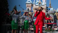 Backdrop to the movie "Disney Parks Magical Christmas Day Parade" #657184