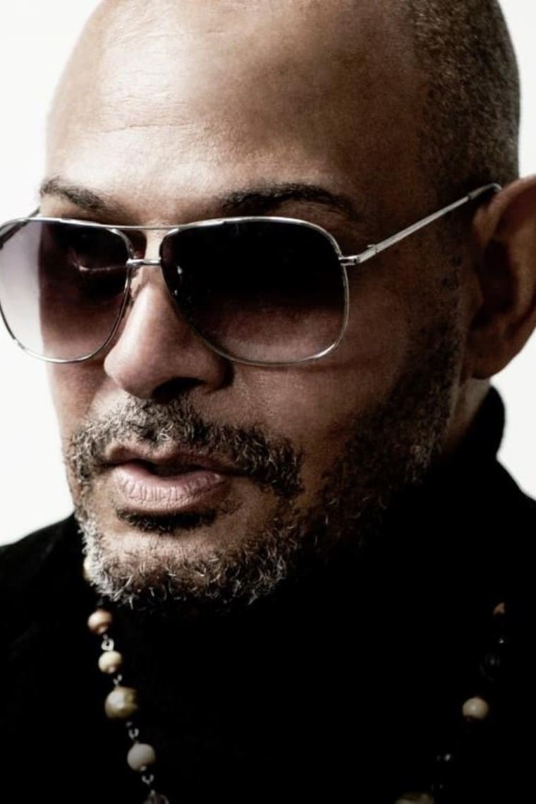 Photo Barry Adamson