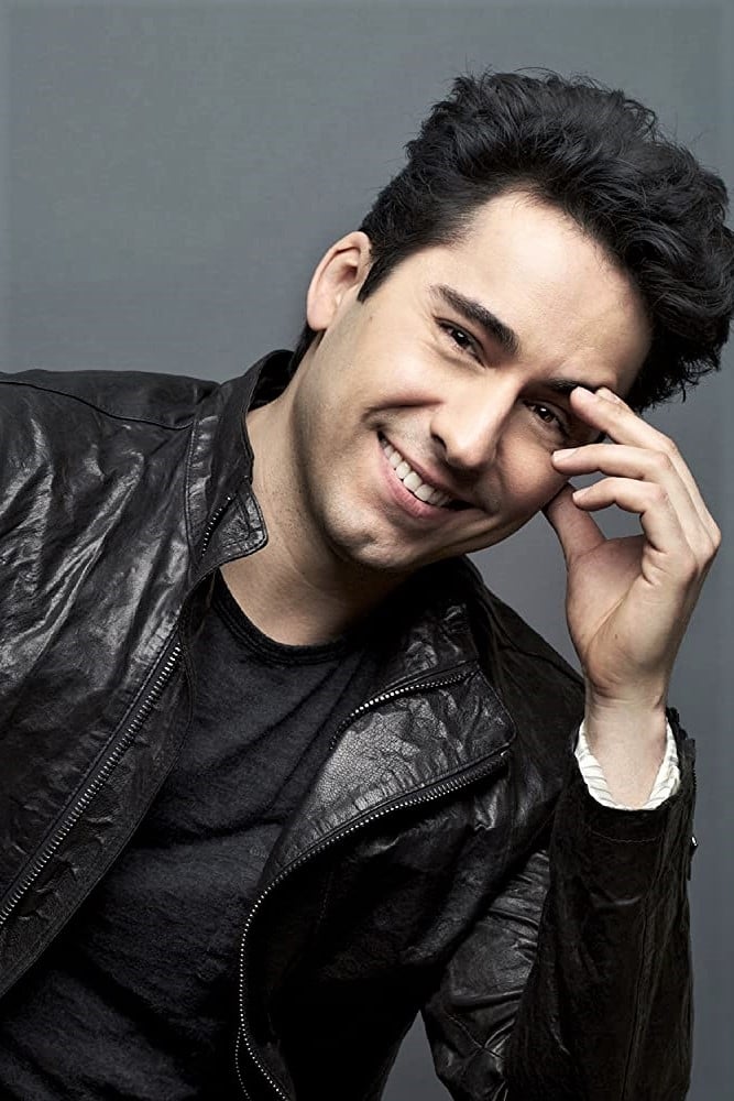 Photo John Lloyd Young