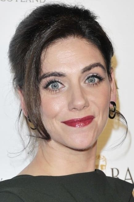 Photo Neve McIntosh