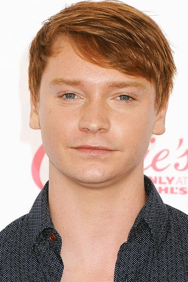 Photo Calum Worthy