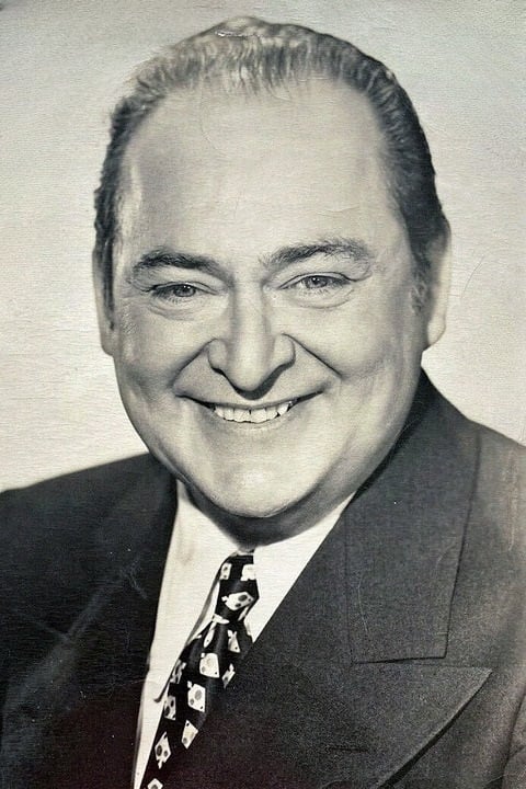 Photo Edward Arnold