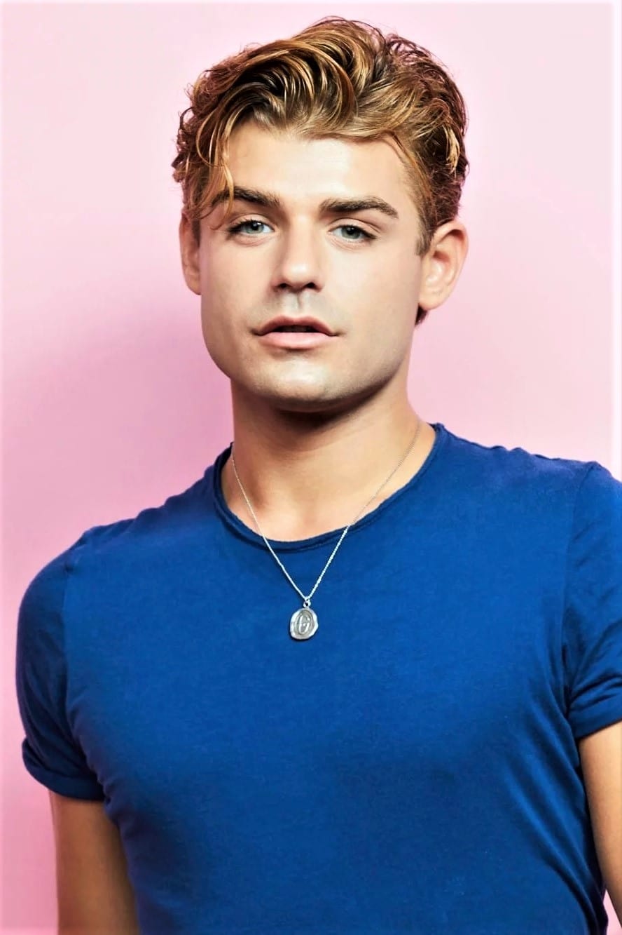 Photo Garrett Clayton