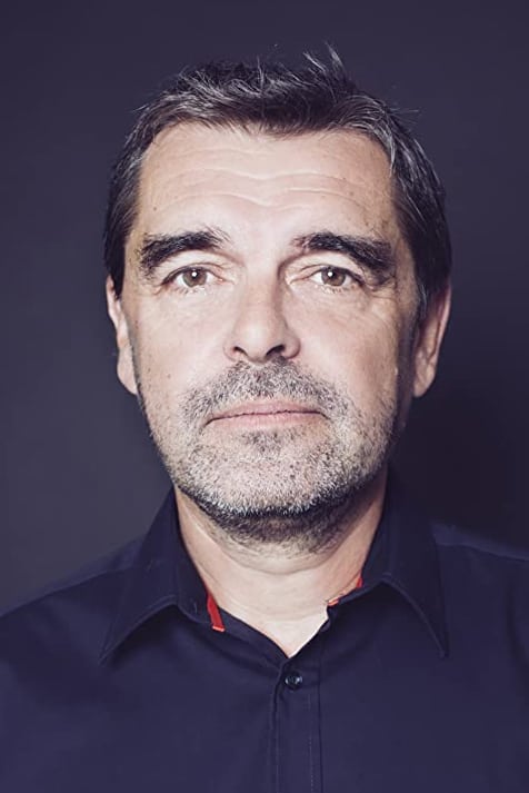 Photo Peter Kočiš