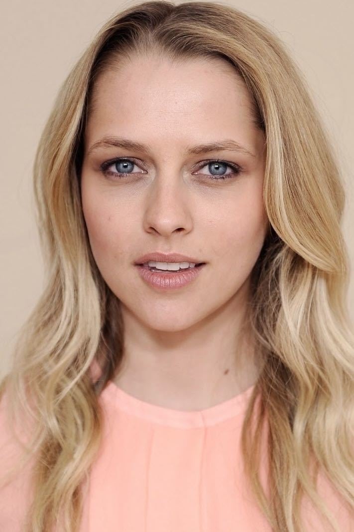 Photo Teresa Palmer