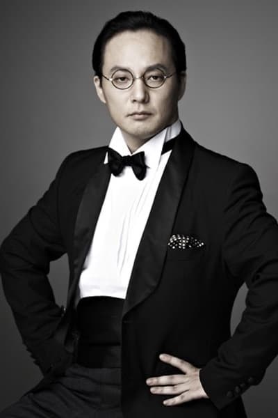 Photo Shin Hae-chul