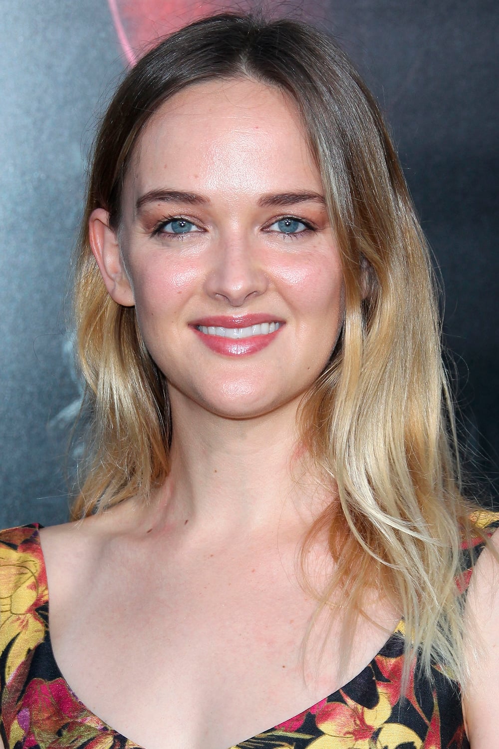 Photo Jess Weixler