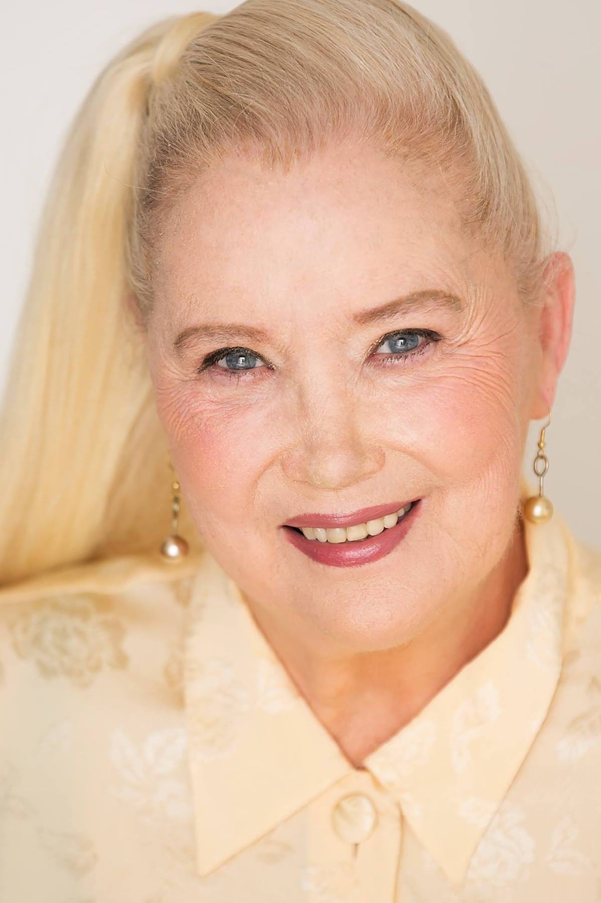 Photo Sally Kirkland