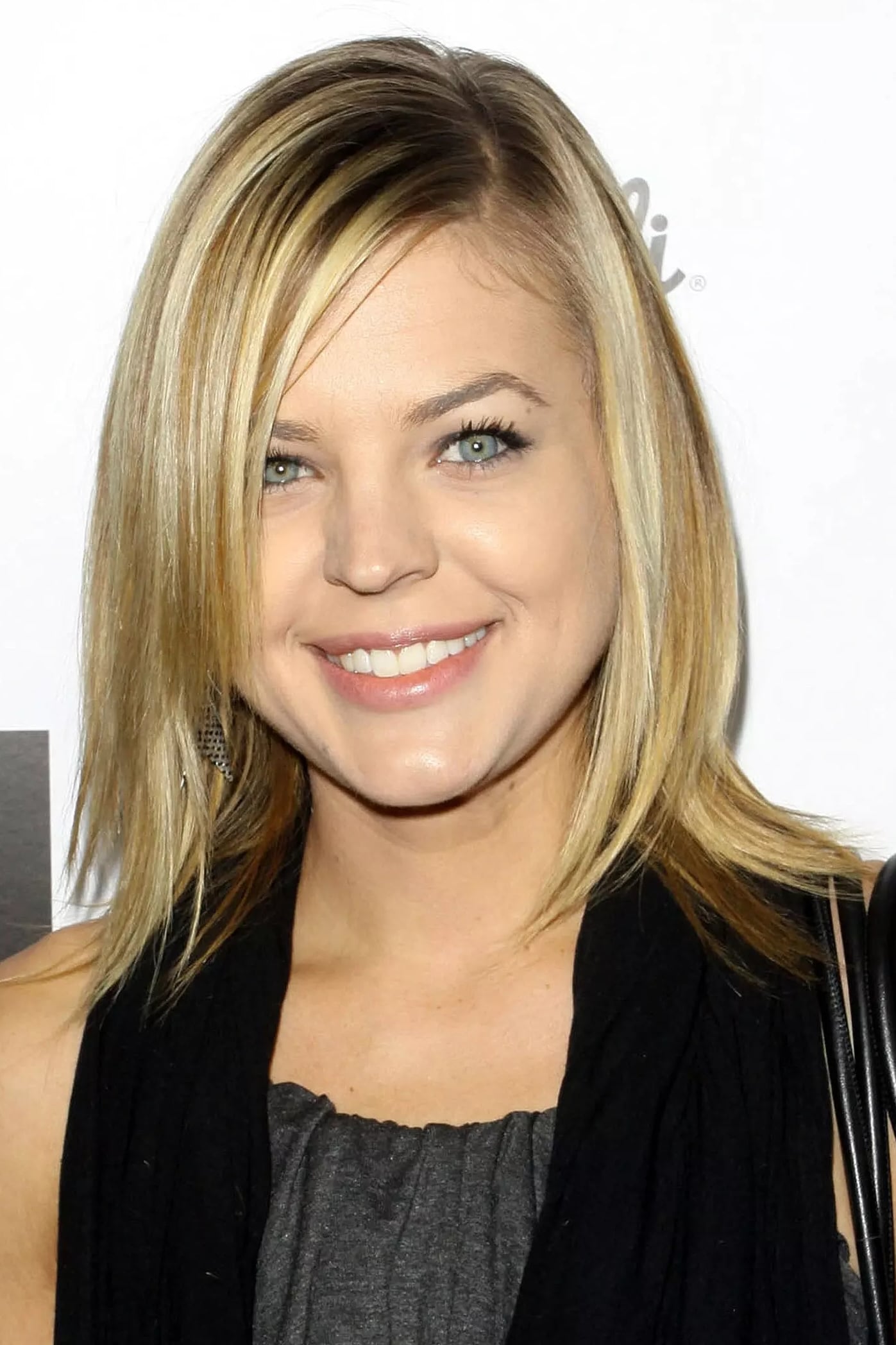 Photo Kirsten Storms