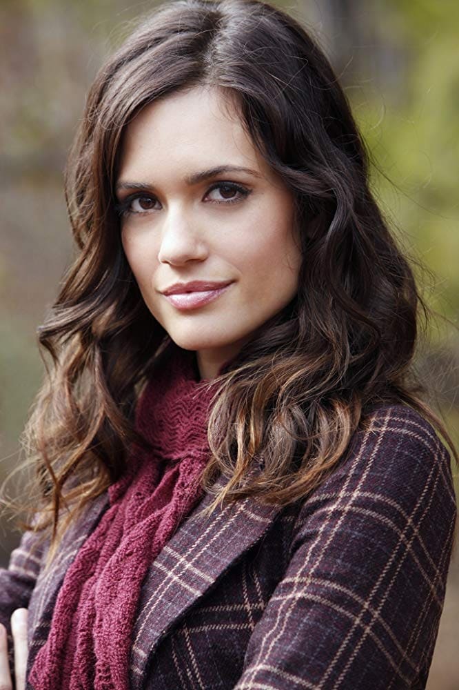 Photo Torrey DeVitto