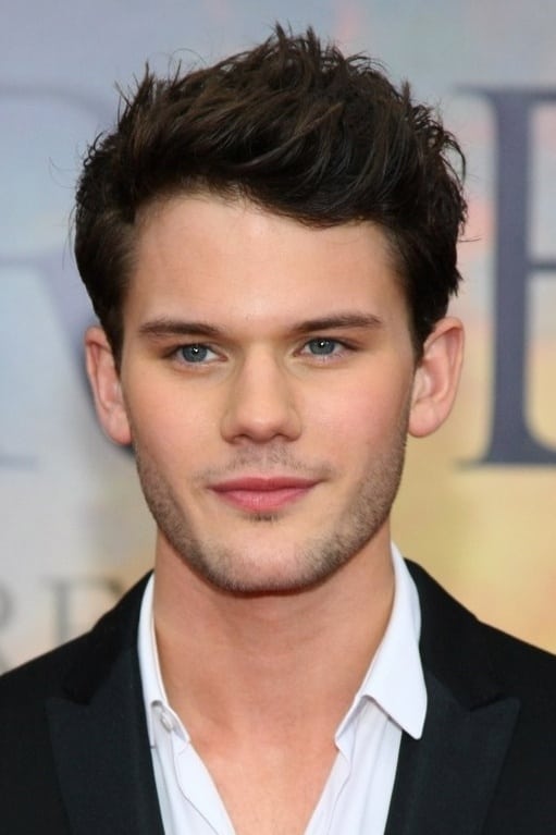 Photo Jeremy Irvine