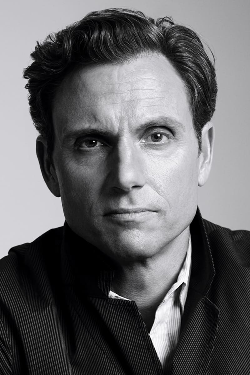 Photo Tony Goldwyn